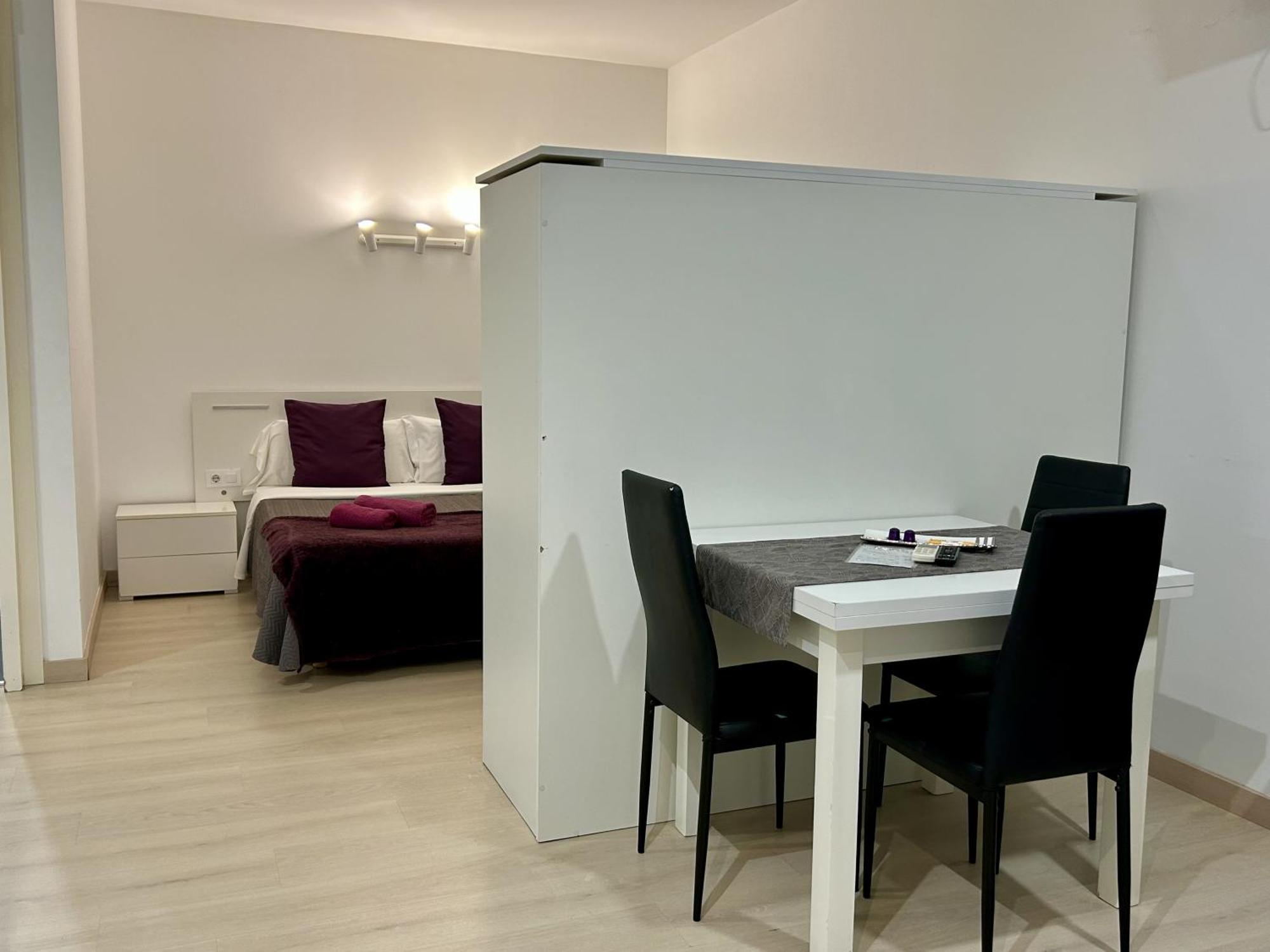Apartahotel Baldiri Sant Boi de Llobregat Ngoại thất bức ảnh